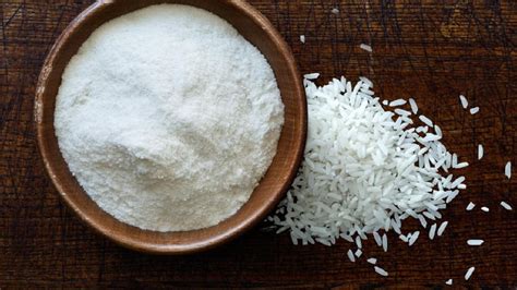 Cara membuat intep dari beras. Cara Membuat Bedak Beras, Skincare Alami untuk Kulit Mulus