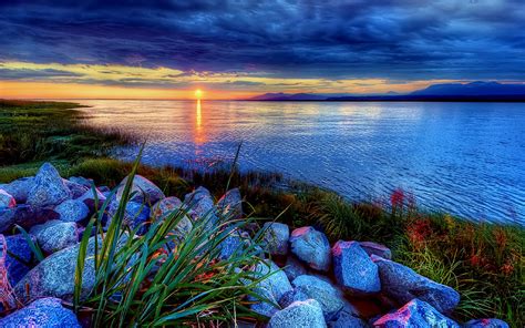 Dreamy Sunrise Over Mountain Lake