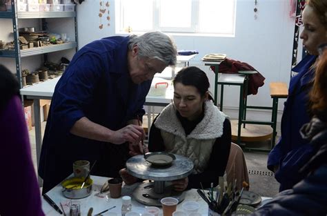Local Ateliere De Olarit Pictura Pe Ceramica Si Modelare Ceramica