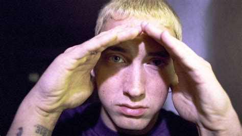 Eminem Makes History As Slim Shady Lp Surpasses 1 Billion Streams Radio X