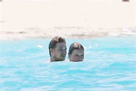 Taylor Swift In Bikini And Joe Alwyn At A Beach In Bahamas 06192022