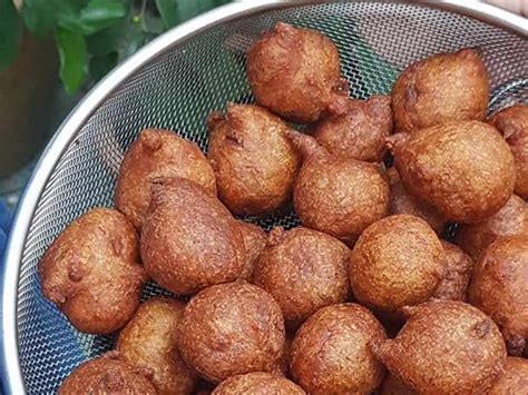 Lihat juga resep godok pisang simple & enak enak lainnya. Resepi Cekodok Pisang Best Kulit Rangup Lembut Di Dalam