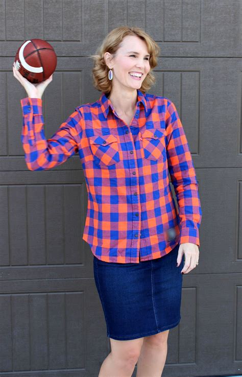 Love this red and black outfit. My Stylish Game Day Outfit | Mom Fabulous