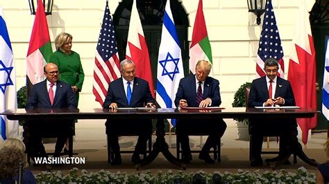 Trump Oversees Israel 2 Arab States Sign Pacts