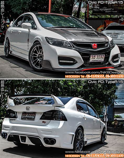The wing spoiler is positioned near roof height, creating downforce. ชุดแต่ง Civic FD ทรง Type R 2015 + GT
