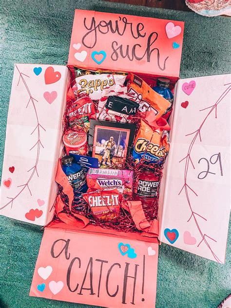 We did not find results for: Homemade Valentine's Day Goodie gift box with snacks and ...