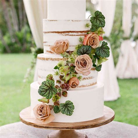 38 Simple Wedding Cakes For Every Style Celebration