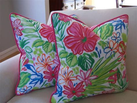 This listing is for one outdoor pillow cover. CUSTOM PIPING COLORS Outdoor Richloom Solarium Hot Pink ...