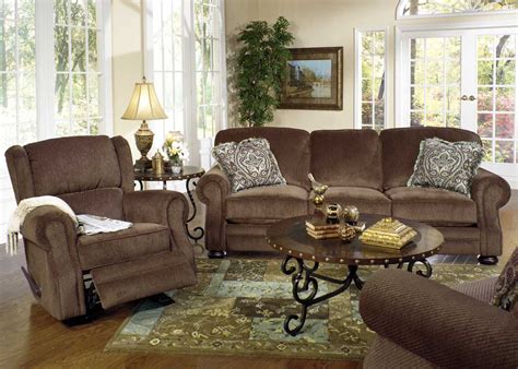 Casual coffee, console, sofa & end tables (552) casual living room chairs (301) casual ottomans & storage ottomans (286) casual recliner chairs & rocking recliners (205) casual tv stands & entertainment centers (158) casual living room furniture sets (125) casual bookshelves & bookcases (125) casual sofas & couches (104) casual benches. Casual Living Room Chairs - Modern House