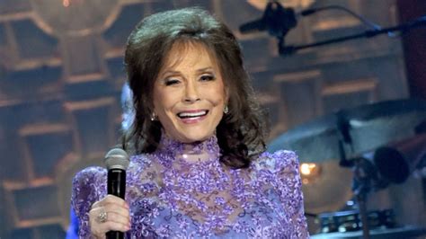 prayers for the queen of country music loretta lynn who suffered a stroke last night best