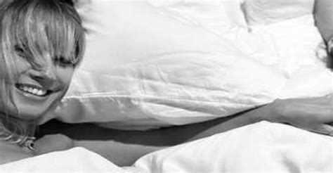 Heidi Klum Image ProSieben Shares Bed Photo Fans Can T Believe What