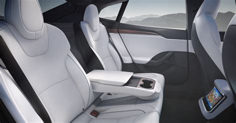 2022 Tesla Model S Plaid Price Tesla Updates The Model S With A New