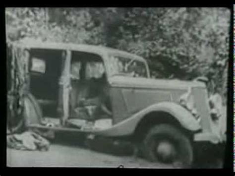 Set a deadly ambush which ended their lives and started their legend. Bonnie and Clyde death scene, 1934. - YouTube