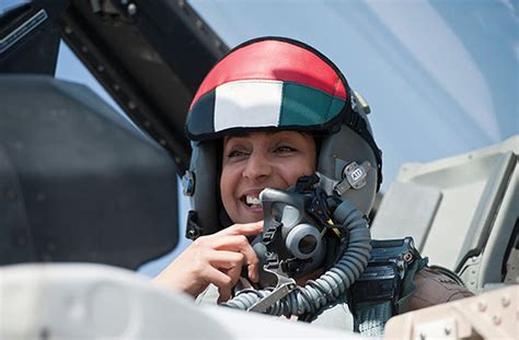 وترصد «المصري اليوم» 10 معلومات عن. مريم المنصوري..أول طيارة إماراتية في عاصفة الحزم باليمن