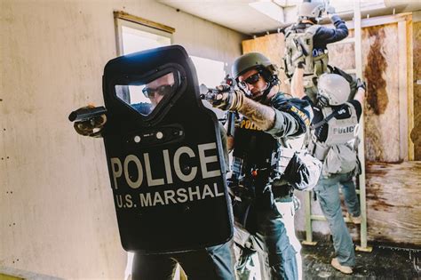5 Things To Know When Buying Ballistic Shields Police Magazine