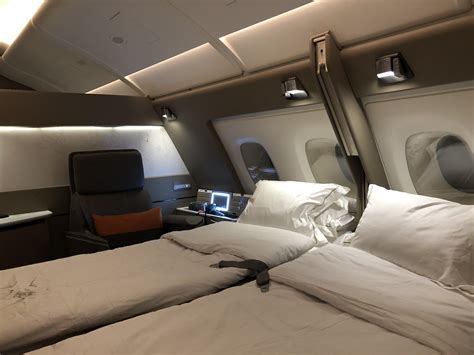 A Christmas Review Of The New Singapore Airlines A380 Suites The Milelion