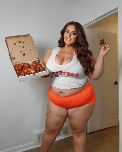 Model Calls For Curvier Hooters Servers In Sexy Shoot With Hot Wings