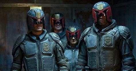 Originally from wellington, new zealand, karl urban now lives in auckland. 'Dredd' Set To Bring The Law To Netflix In 13 Episode Mini ...
