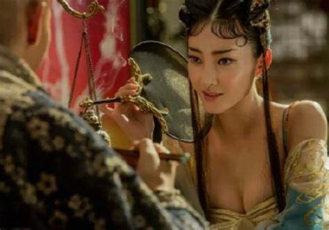 Journey To The West Netizens Call Jelly Lins Cleavage Highlight Of