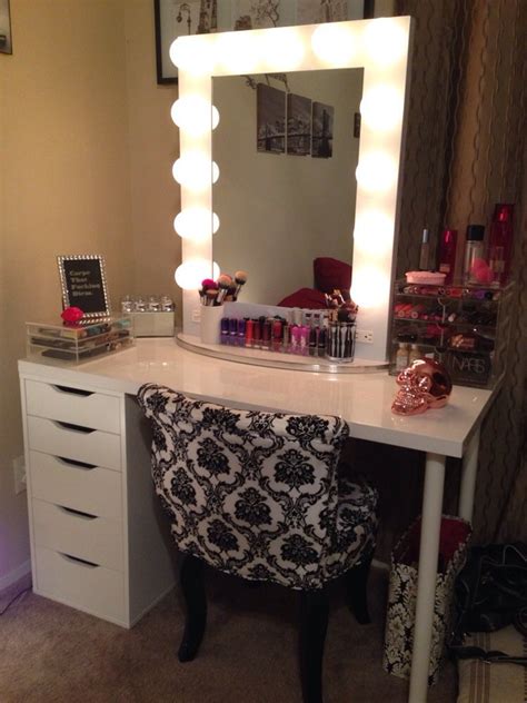 I really like it and i'm most happy that we were able to get rid of that large dresser and make my room bigger. Vanity Tables with Hollywood Style - HomesFeed