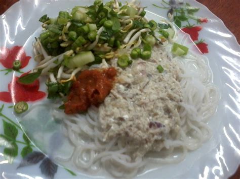 The general differences between sarawak laksa, nyonya laksa, curry laksa, laksa kuah merah, laksa kuah putih and. Diari Dapur Mida: laksa terengganu kuah putih