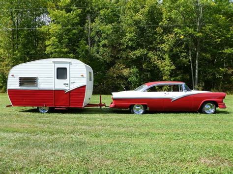 Pin By Patrick Cusack On Classic Cars Vintage Campers Trailers