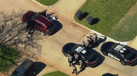 Police Chase Ends In Sw Oklahoma City 2 Suspects In Custody