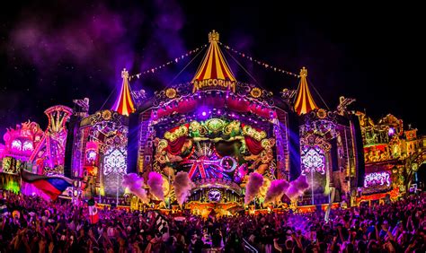 Tomorrowland was first held in 2005. Cosas que no sabías de Tomorrowland | MDM Electro
