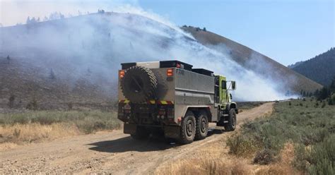 Evacuations Underway As 3000 Acre Fire Burns