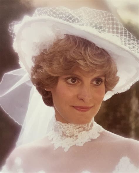 My Mother On Her Wedding Day In 1983 Everyone Thought She Looked So Much Like Princess Diana