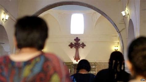 Iraqi Christians Flee After Isis Issue Mosul Ultimatum Bbc News