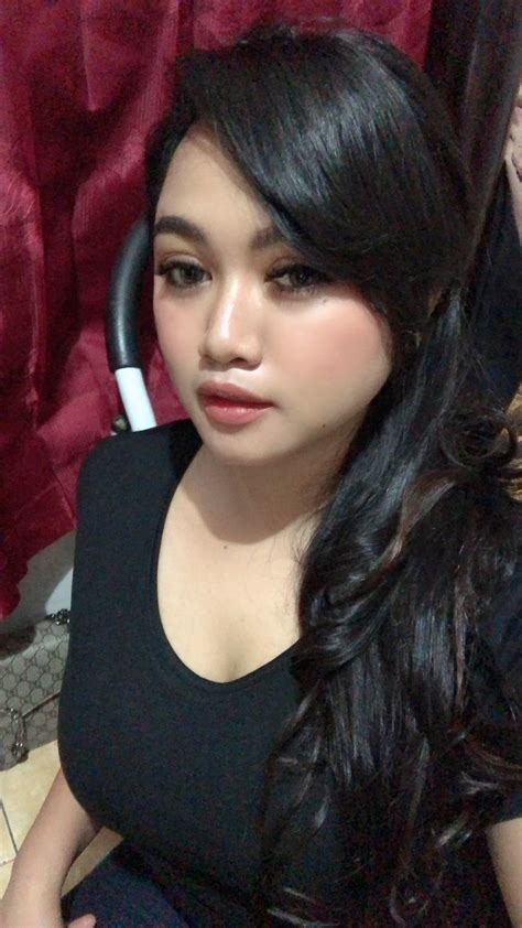 Rara Indonesian Escort In Jakarta 2