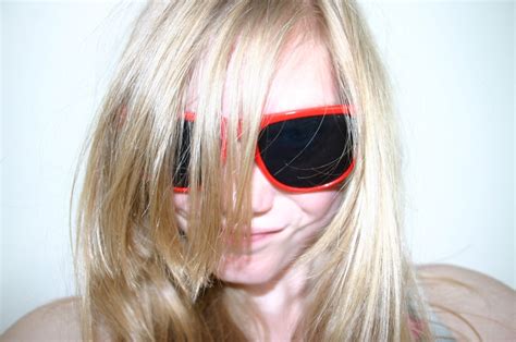 Throwback Selfie Sunglasses Women Square Sunglasses Square