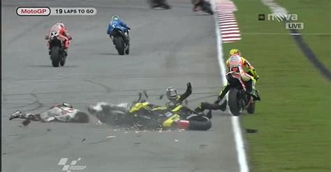 Marco Simoncelli Dead After Malaysian Motogp Crash Daily Mail Online