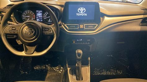 Toyota Starlet New Interior