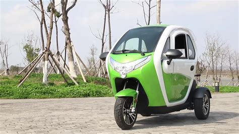 T414 Enclosed Cabin 3 Wheel Electric Tricycle Mobility Scooter With