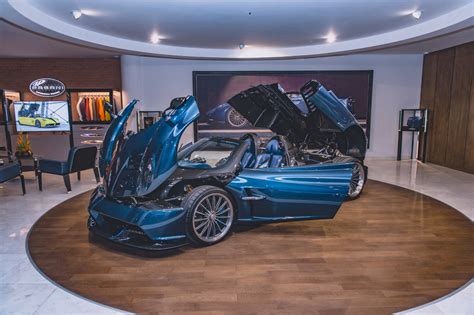 Are made for the international market. Car Showroom "Pdf" : Car Showroom Design Pdf / Redesain bengkel dan showroom untuk dyna di ...