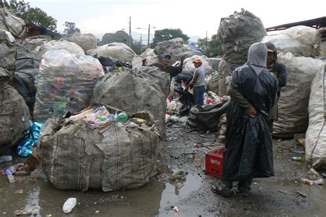 Guatemala City Trash Dump The Blade