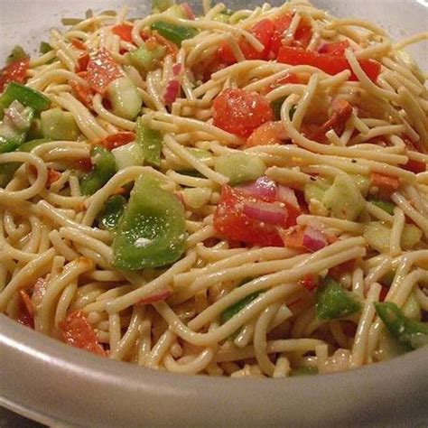 This cold spaghetti pasta salad does not include mayo, nor pepperoni. Cold Spaghetti Salad | Recipe | Pepperoni, Salts and Le ...