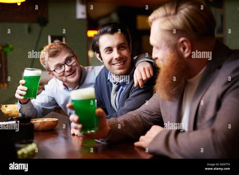 Talking In Pub Stock Photo Alamy