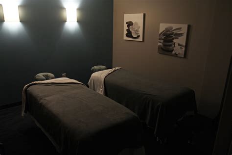 Dallas Tx Massage Therapist Hand And Stone Massage And Facial Spa