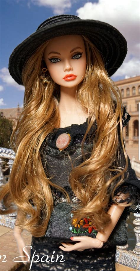 Pin By Esther Crimpalis On Barbie Barbie Fashionista Dolls Barbie