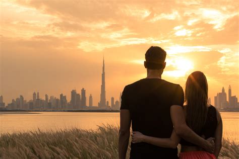 Couple In Dubai 1150164188 Passion For Dubai