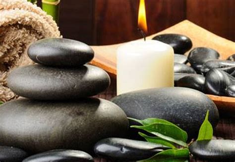 massage aux pierres chaudes chez macadamia à saint geoirs en isère