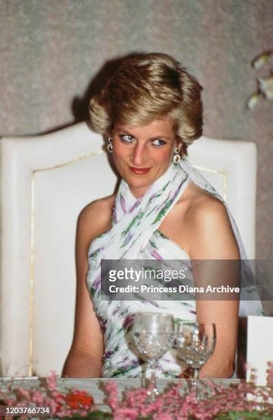 Princess Diana 1990 Photos And Premium High Res Pictures Getty Images