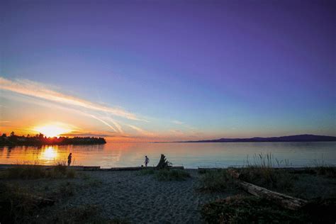 stop in parksville to experience the calm beaches of the island s east coast photo ryawesome