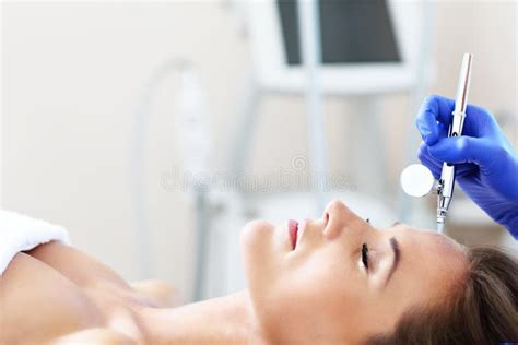 Woman Having Facial Treatment In Beauty Salon Stock Image Image Of Facial Beauty 77726223