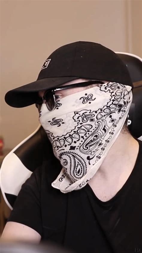 The Closest We Will Ever Get To A Face Reveal Rmemeulous