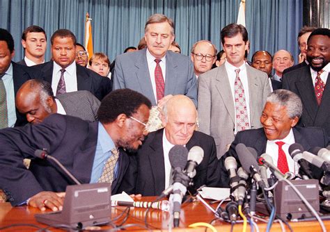 Pik Botha South Africas Last Apartheid Foreign Minister Dies At 86