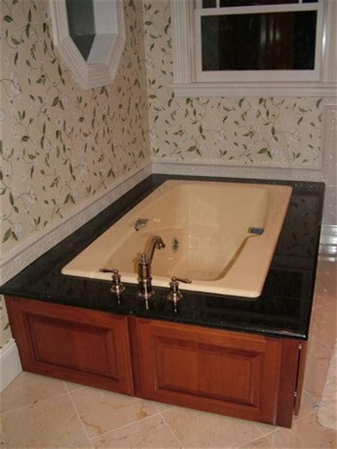 Soaking tubs are part of the dream home and owning a small bathroom doesn't mean you can't enjoy the aroma. bathtubs